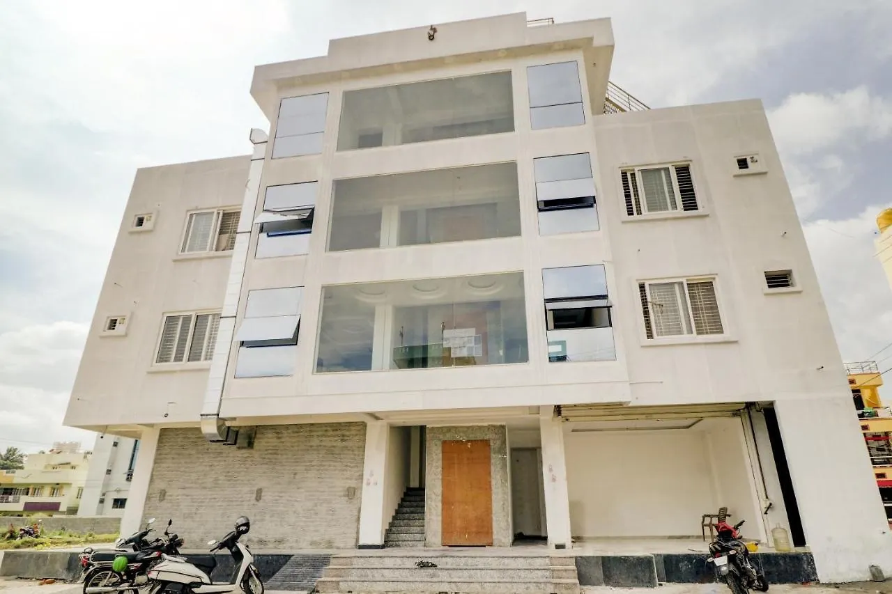 Oyo Flagship D Silver Suites Vanivilasa Puram